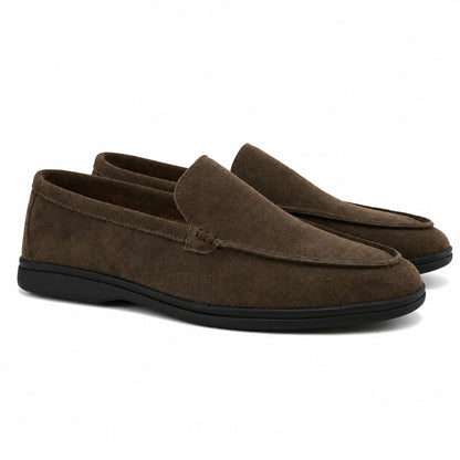 Mokassins aus Premium-Wildleder mit schwarzer Sohle